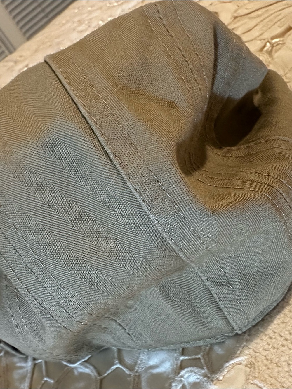 Adjustable pageboy hat - Picture 5 of 6
